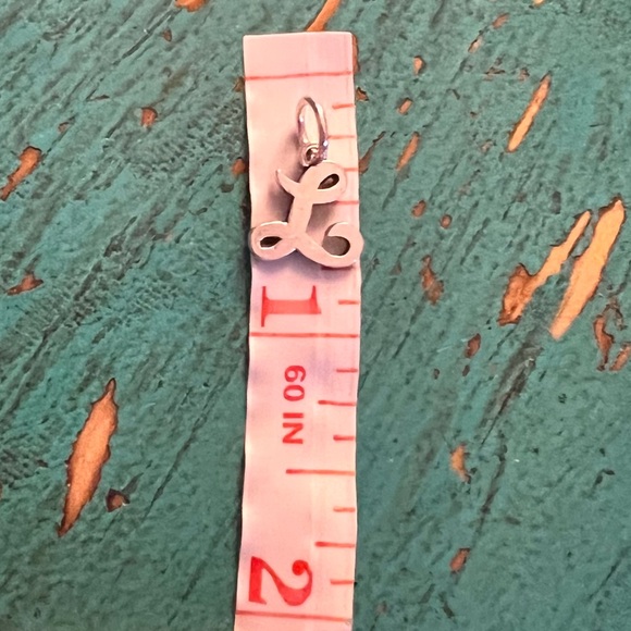 James Avery Small Script L & 18” Cable Chain! - Picture 6 of 7